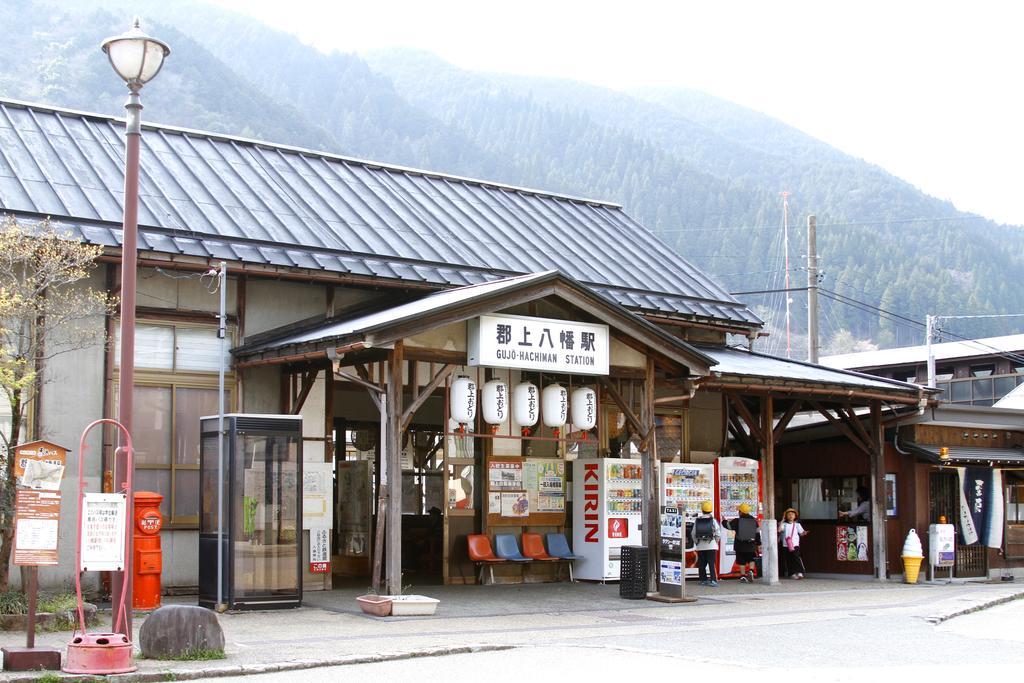 Asano Ryokan Gujo Esterno foto
