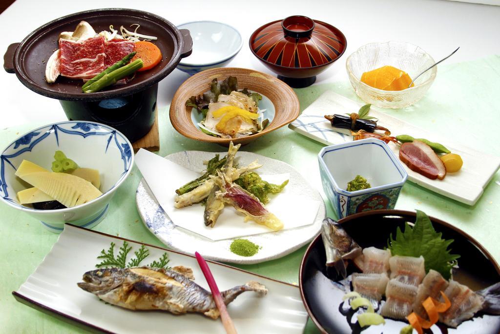 Asano Ryokan Gujo Esterno foto
